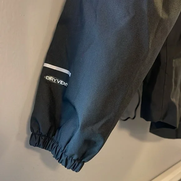 The North face rain jacket size XS/6 Raincoats